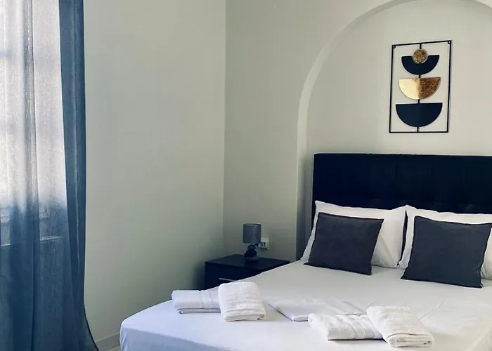 Deppy's House Naousa